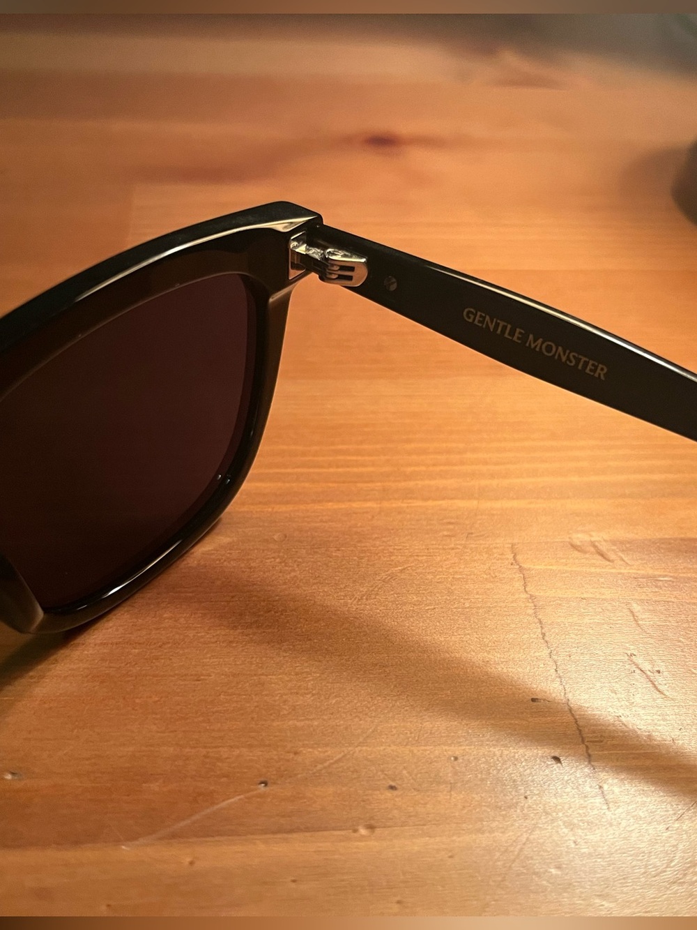 Black Square Sunglasses - Classic Polarized Shades - Gentle Monster - Picture 3 of 6